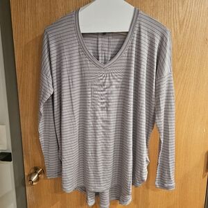 Striped V-Neck Long Sleeve Top